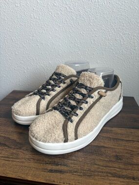 Hey Dude Women’s Karina Sherpa Marshmallow Leo Shoes